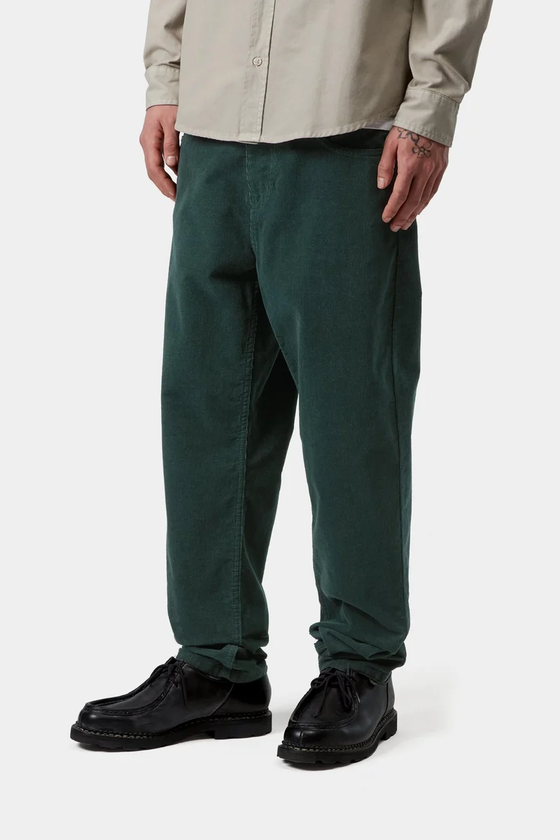 Carhartt WIP Herren Newel Ford Cordhose | Grün gewaschen