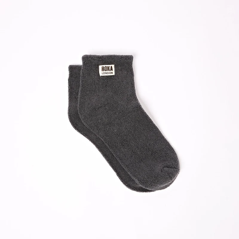 ROKA Watford Bio-Baumwoll-Crop-Socken | Verwaschenes Schwarz