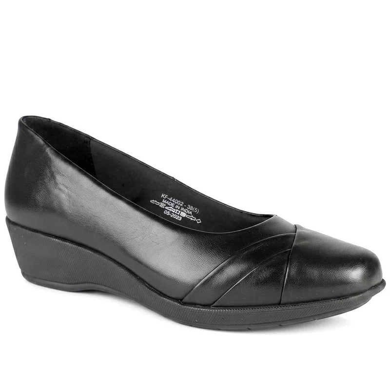 Smart Leather Wedge Heel Pumps - KF44002 / 329 815 - Black