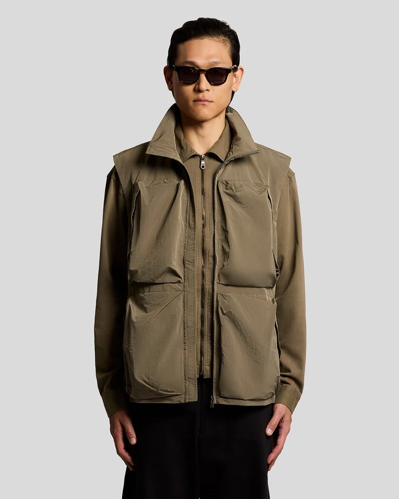 Lyle & Scott Leichte Herrenweste aus Ripstop-Gewebe | Khaki-Asch