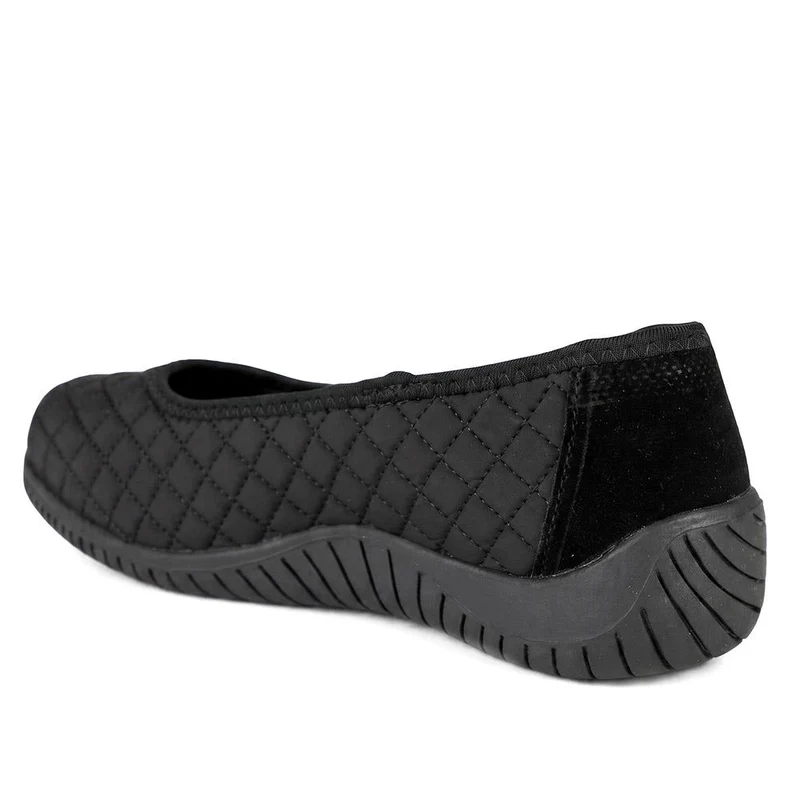 Wide Fit Quilted Upper Comfort Pumps - BRK44004 / 329 756 - Black