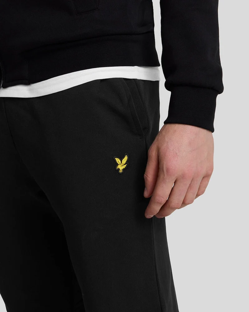Lyle & Scott Herren-Jogginghose aus Baumwolle, schmal geschnitten | Tiefschwarz
