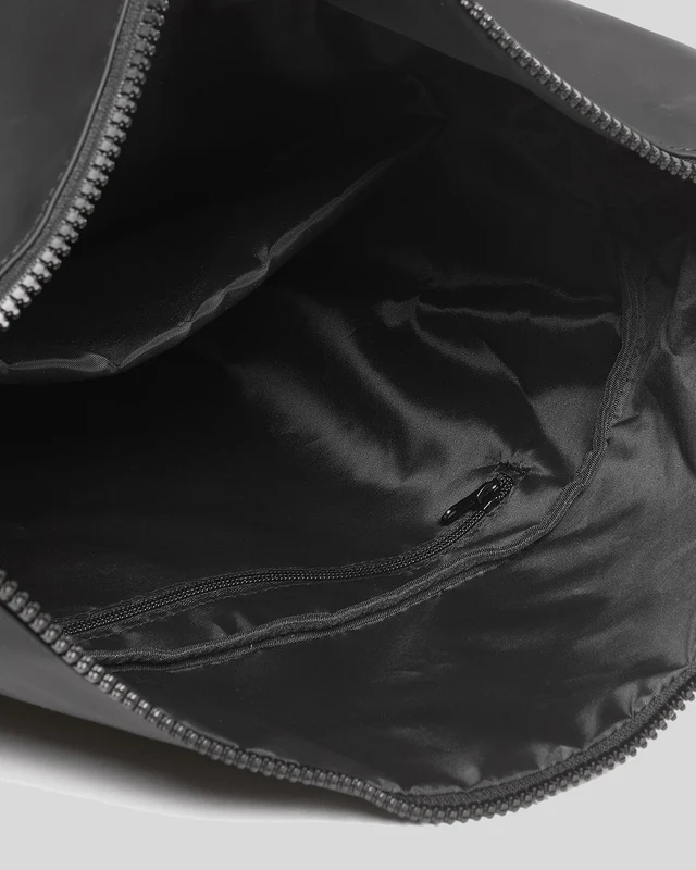 Lyle & Scott Wetterbeständige Rolltop-Tasche | Tiefschwarz