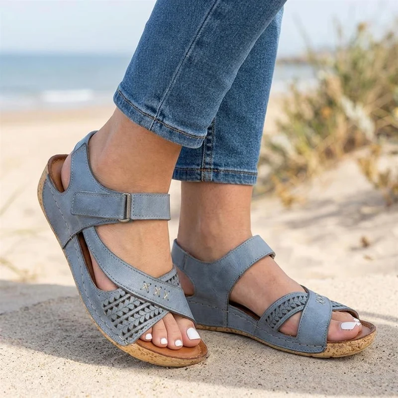 All Leather Adjustable Fasten Sandals - KARY43000 / 329 409 - Blue