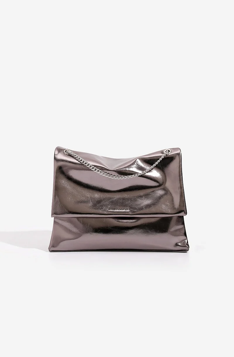 Damen-Umhängetasche mit Überschlag und Metallkette