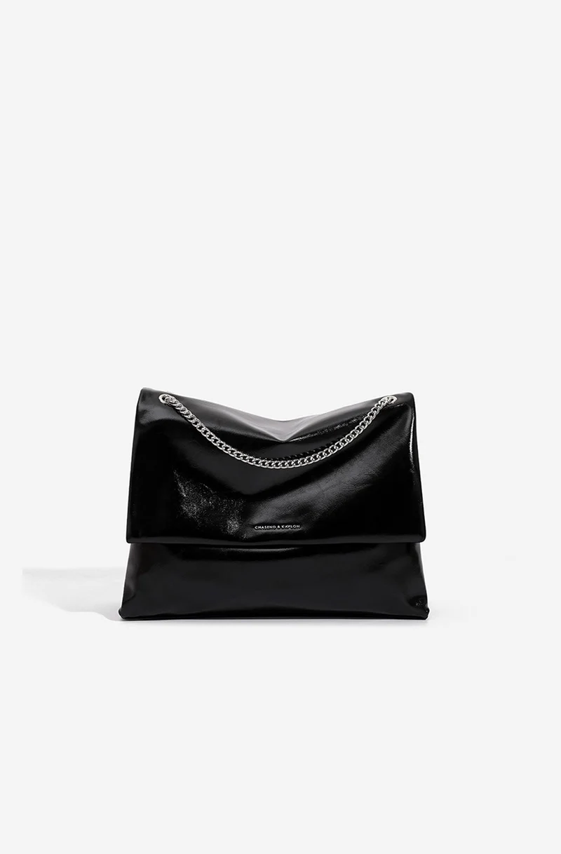 Damen-Umhängetasche mit Überschlag und Metallkette