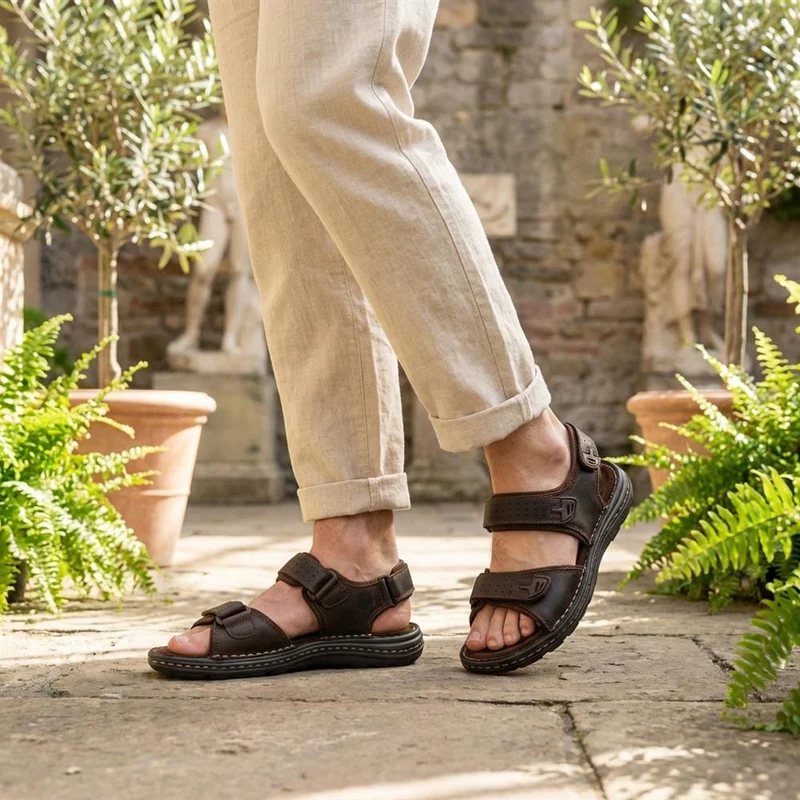 Men's Leather Adjustable Sandals - AATRA41002 / 326 946 - Brown