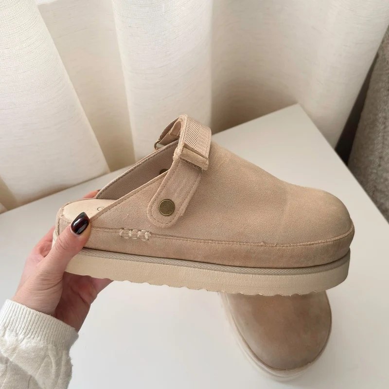 Damen Clogs aus Wildleder verstellbarer Riemen - Mia
