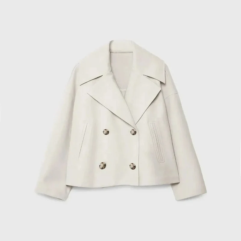 Kurze Damen-Wolljacke mit doppelreihigen Knöpfen - Heidi