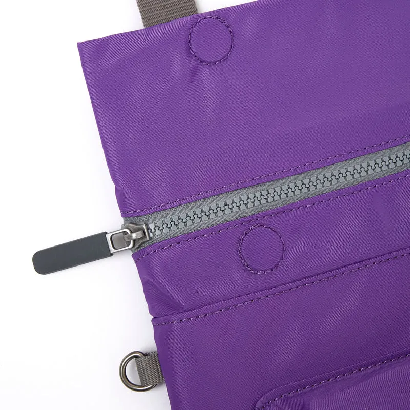 ROKA Stratford L Tasche aus recyceltem Nylon | Frisches Lila