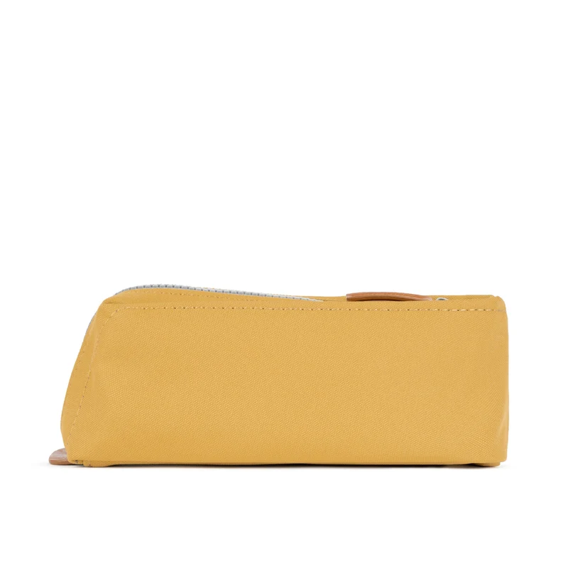 ROKA Kleiner Beutel aus recyceltem Leinen von Pimlico Flax