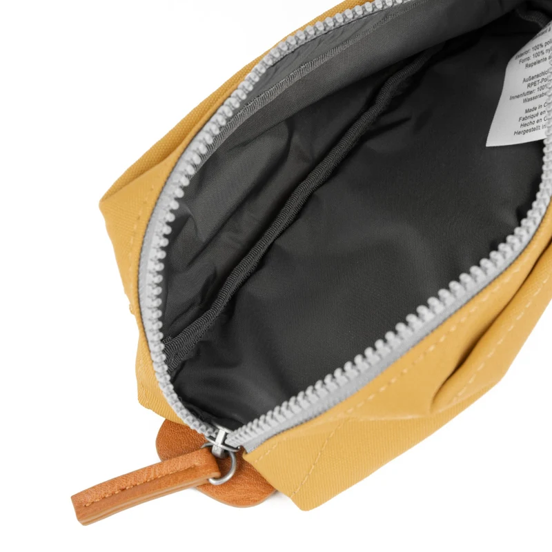 ROKA Kleiner Beutel aus recyceltem Leinen von Pimlico Flax