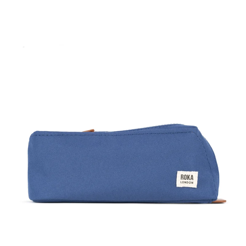 ROKA Pimlico Beutel aus recyceltem Canvas, kleines Modell in gebranntem Blau