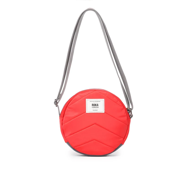 ROKA Paddington B Kleiner Beutel aus recyceltem Nylon | Chiliöl