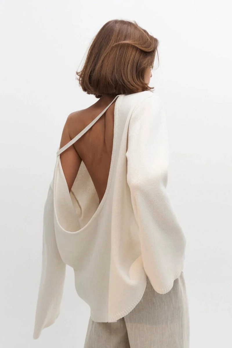 Oversize-Damenpullover mit offenem Rücken und langen Ärmeln – Mireya