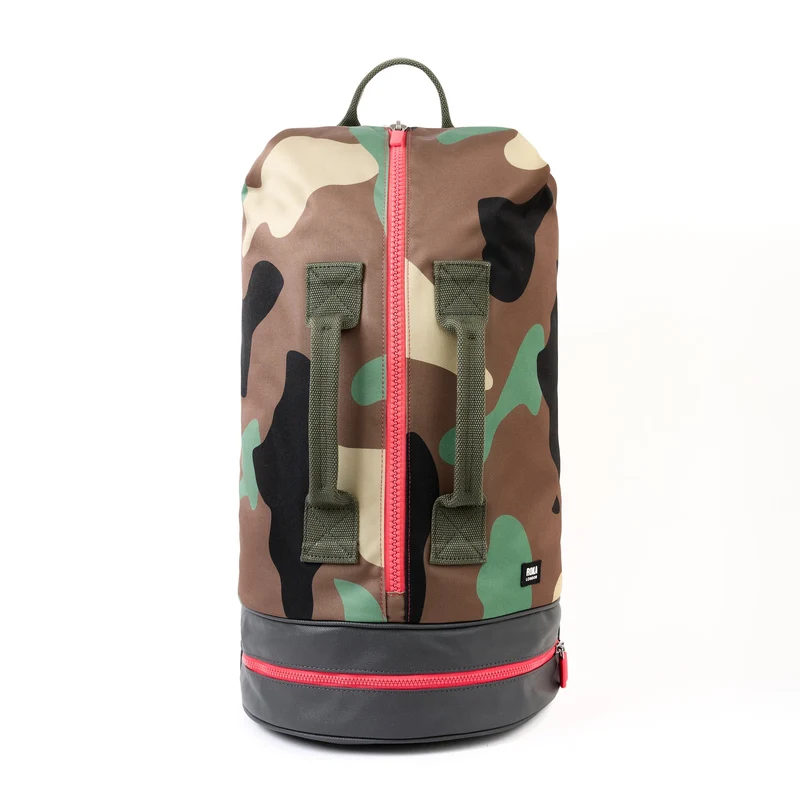 ROKA Heathrow Große Tasche aus recyceltem Canvas | Vintage-Tarnmuster