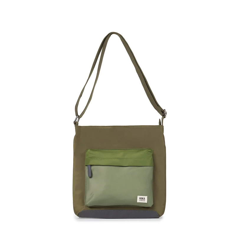 ROKA Kennington B Militärfarbene, mittelgroße Tasche aus recyceltem Nylon