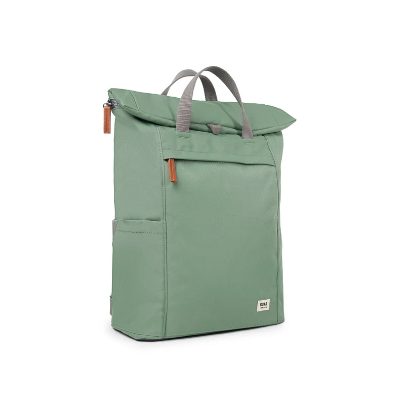ROKA Finchley Eine große Tasche aus recyceltem Canvas von Frost