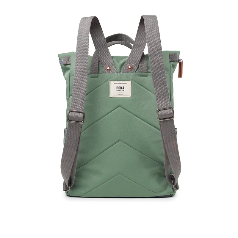 ROKA Finchley Eine große Tasche aus recyceltem Canvas von Frost