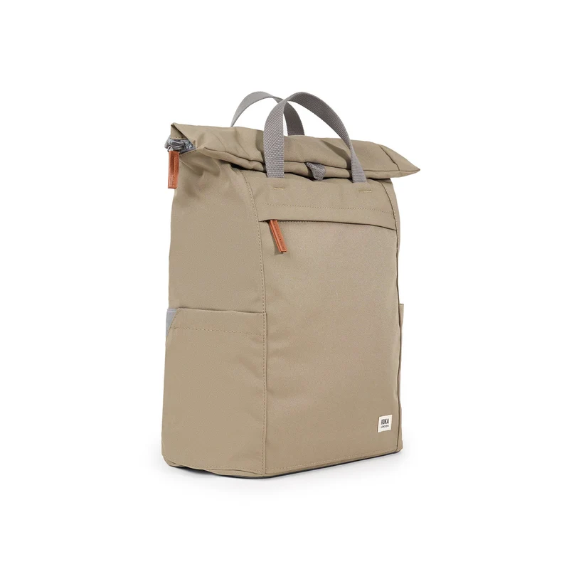 ROKA Finchley Eine große, taupefarbene Tasche aus recyceltem Canvas