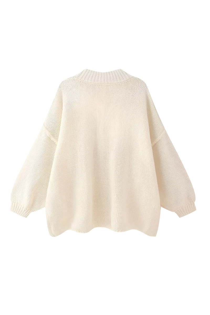 Oversize-Strickjacke mit grobem Strickmuster, Rollkragen und Metallknöpfen – Koranna