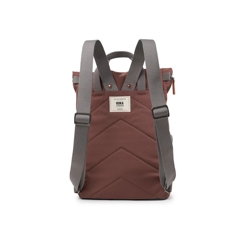 ROKA Finchley Eine mittelgroße Coco-Tasche aus recyceltem Canvas