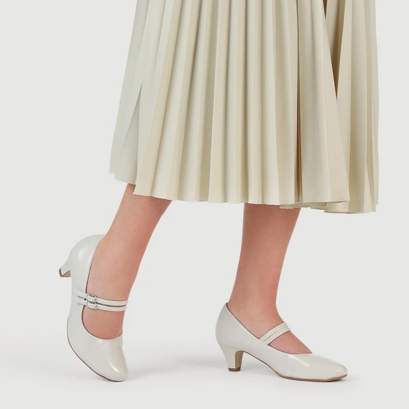 Heeled Mary Janes - AMITY39003 / 325 107 - Cream