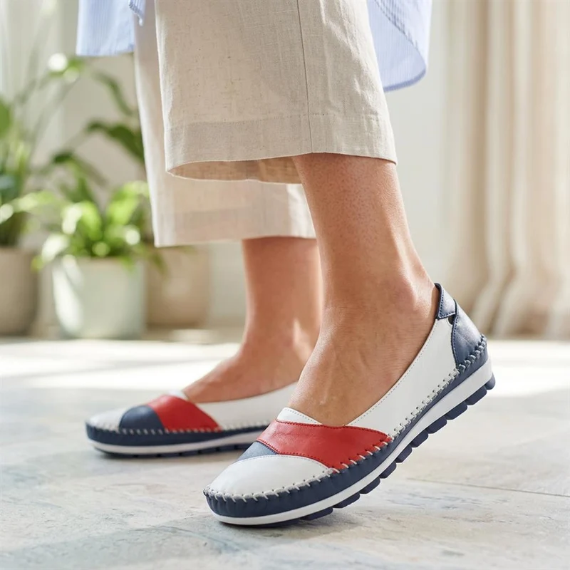 Leather Slip-On Shoes - SIMIN37001 / 323 260 - Navy-Red-White