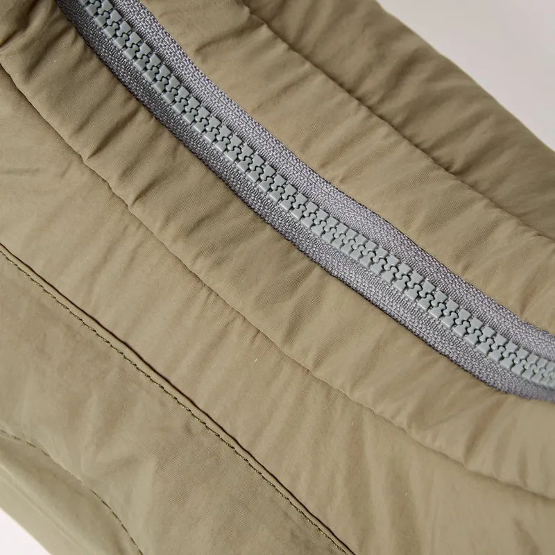ROKA Belsize Taupe Kleine Tasche aus recyceltem Taslon
