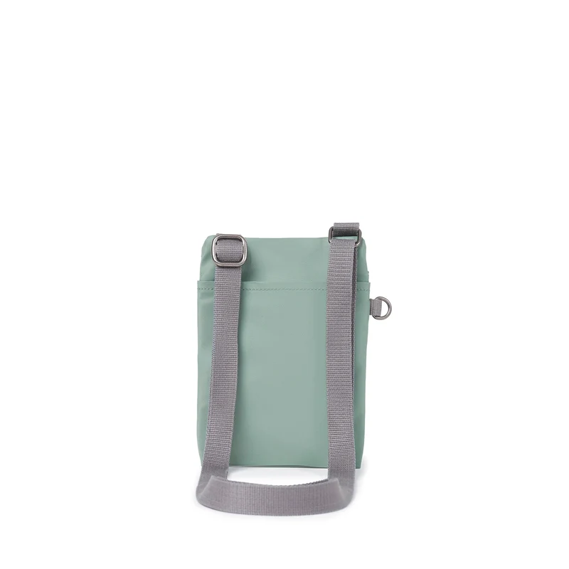 ROKA Chelsea Frost-Tasche aus recyceltem Nylon