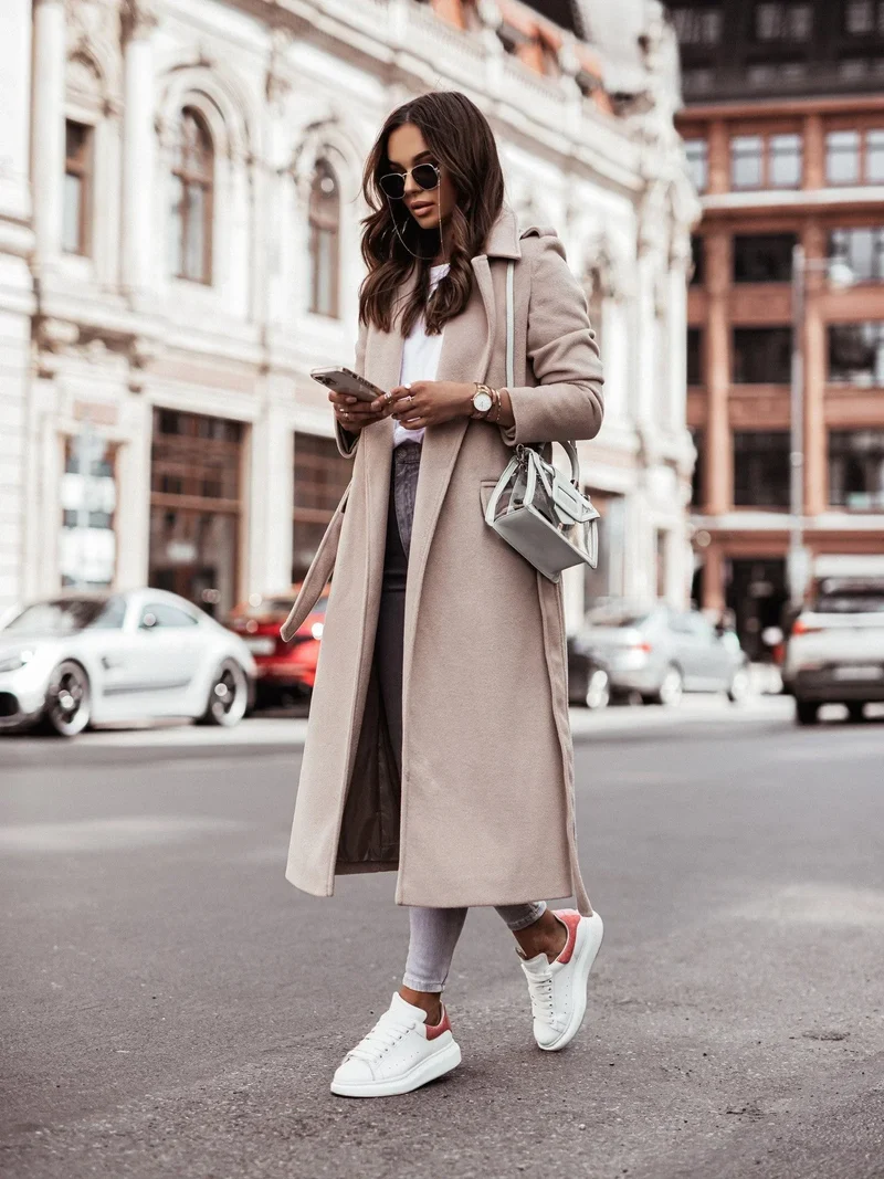 Sella | Wollmantel für Damen mit Revers und Bindegürtel