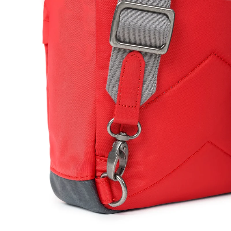 ROKA Willesden B Große Recycling-Nylontasche | Chiliöl
