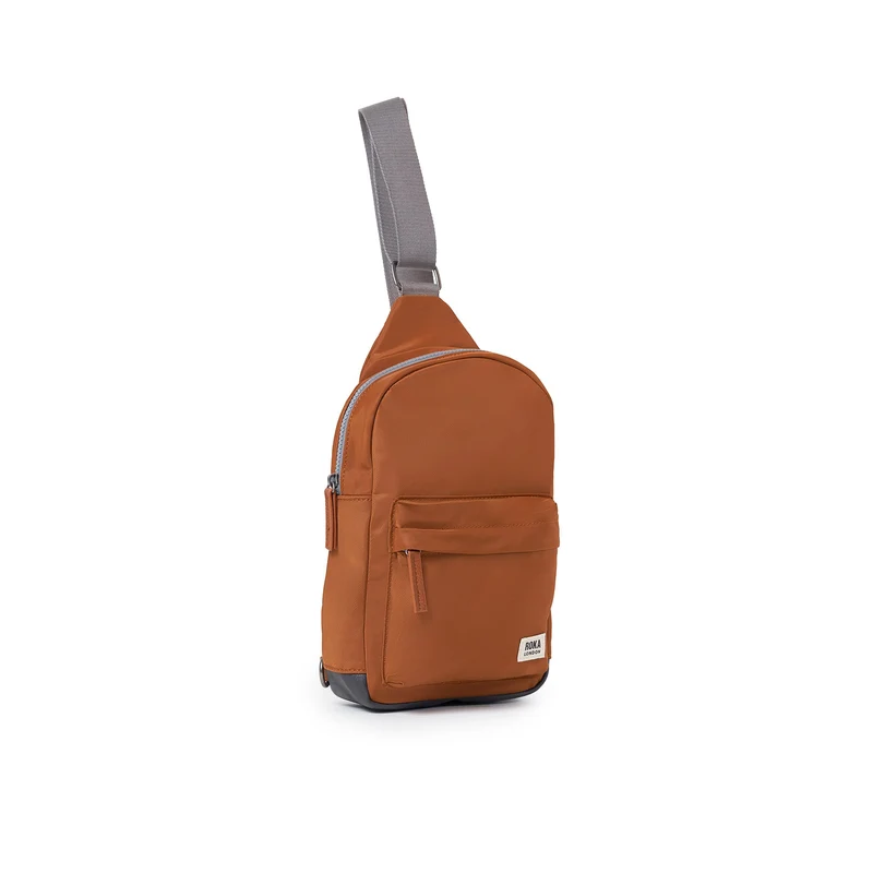 ROKA Willesden Große Tasche aus recyceltem Nylon | Bran