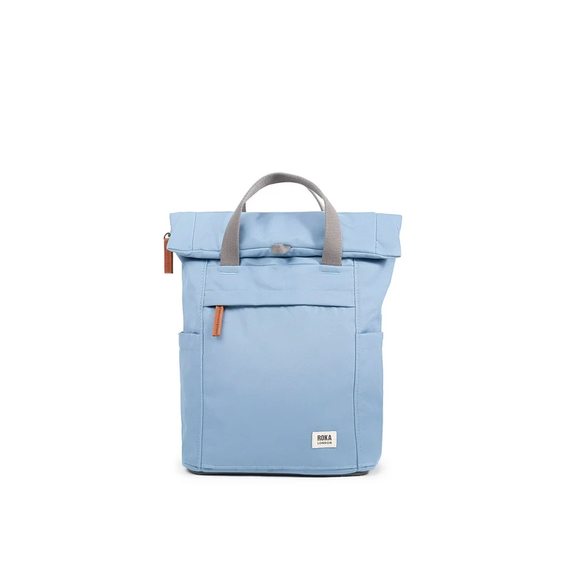 ROKA Finchley Eine kleine, blaue Retro-Tasche aus recyceltem Canvas