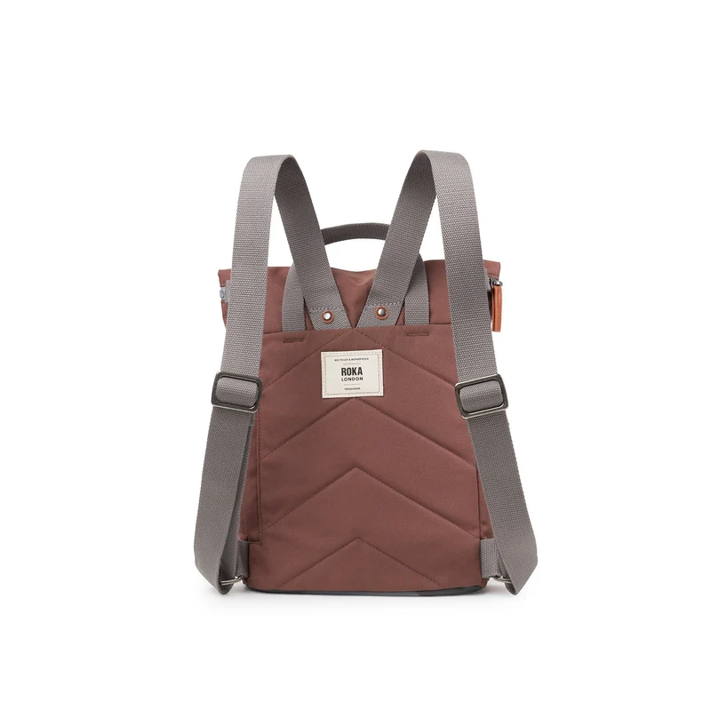 ROKA Finchley Eine kleine Tasche aus recyceltem Canvas von Coco