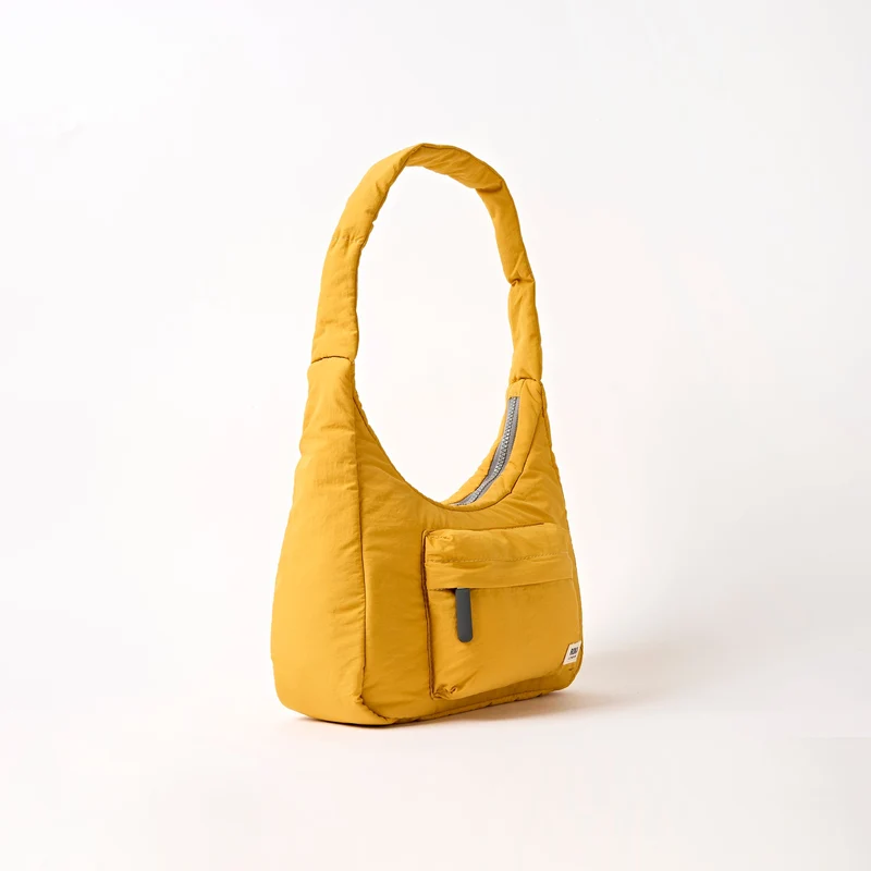 ROKA Belsize Maisbeutel aus recyceltem Taslon