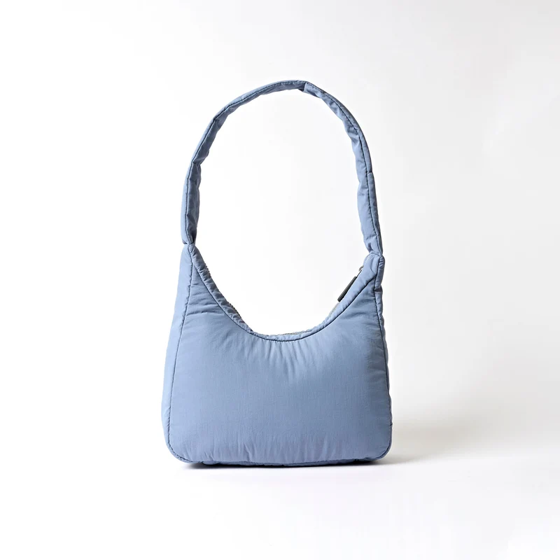 ROKA Belsize Retro Blau Kleine Tasche aus recyceltem Taslon
