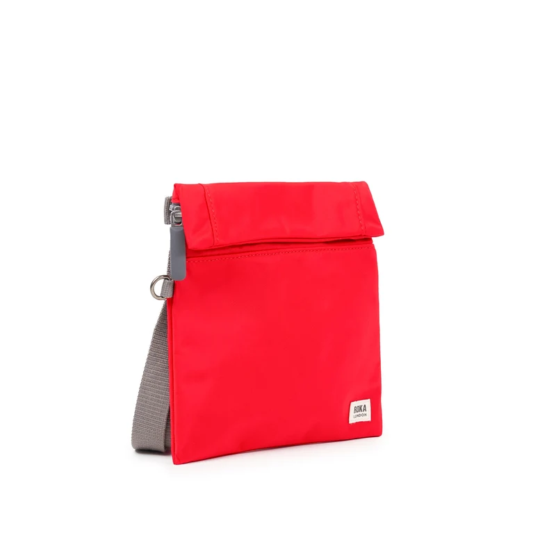 ROKA Stratford Kleiner Beutel aus recyceltem Nylon | Chiliöl