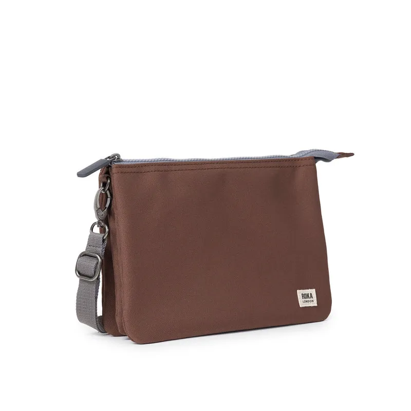 ROKA Carnaby Crossbody XL Coco Tasche aus recyceltem Canvas