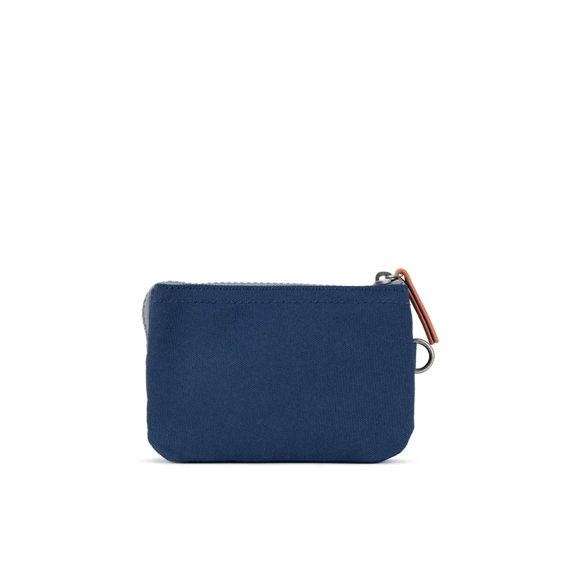 ROKA Carnaby Kleine, knackig blaue Handtasche aus recyceltem Canvas