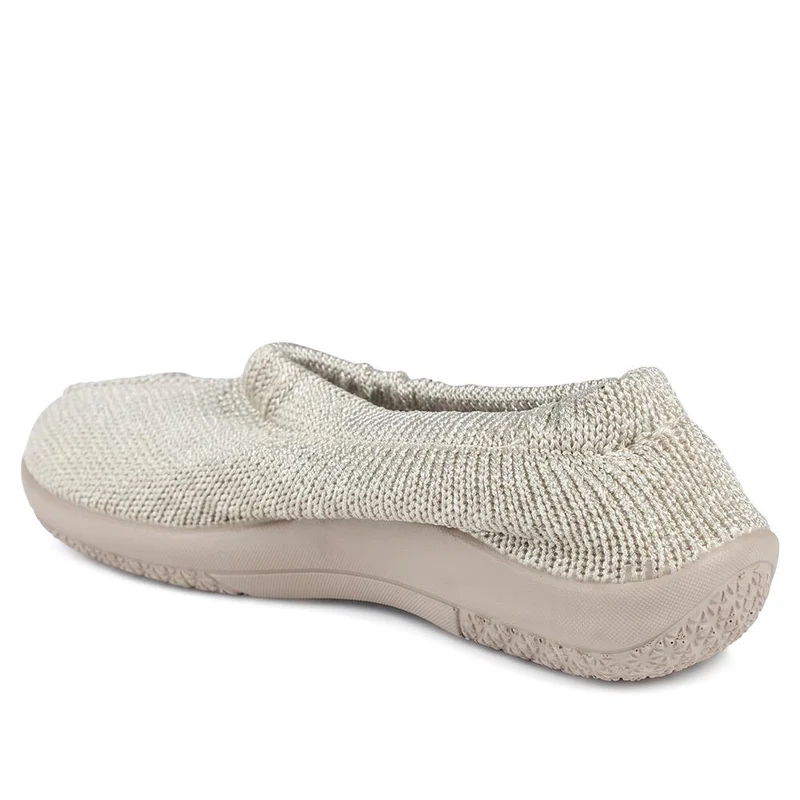 Flexible Fabric Upper Slip On Shoes - PLU44002 / 330 363 - Natural