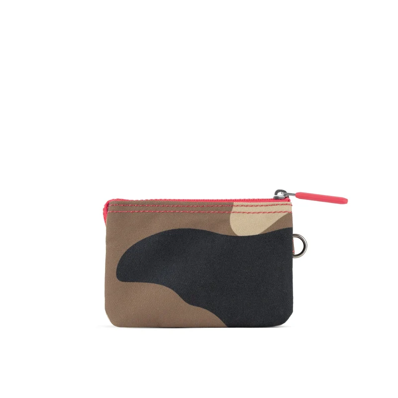 ROKA Carnaby Kleine Vintage-Geldbörse aus recyceltem Canvas im Camouflage-Look