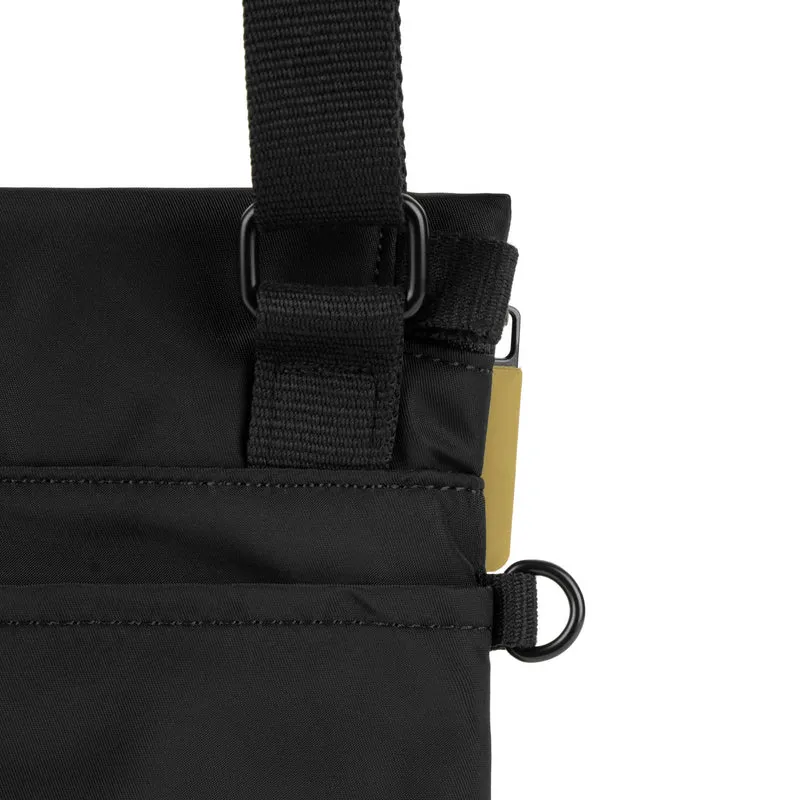 ROKA Stratford Gold Label Kleine Tasche aus recyceltem Nylon | Schwarz