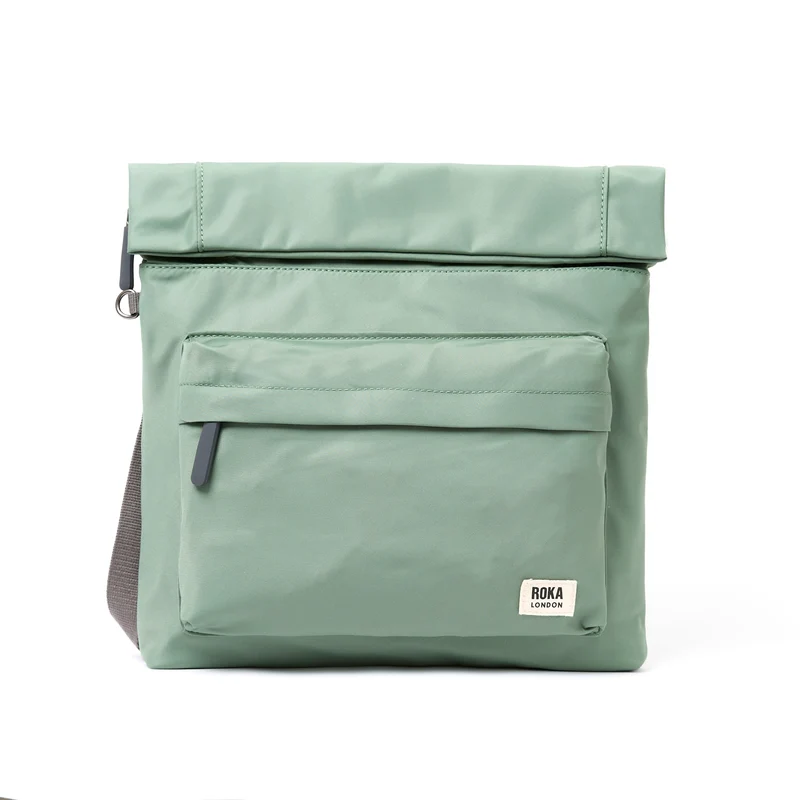 ROKA Stratford L Tasche aus recyceltem Nylon | Frost