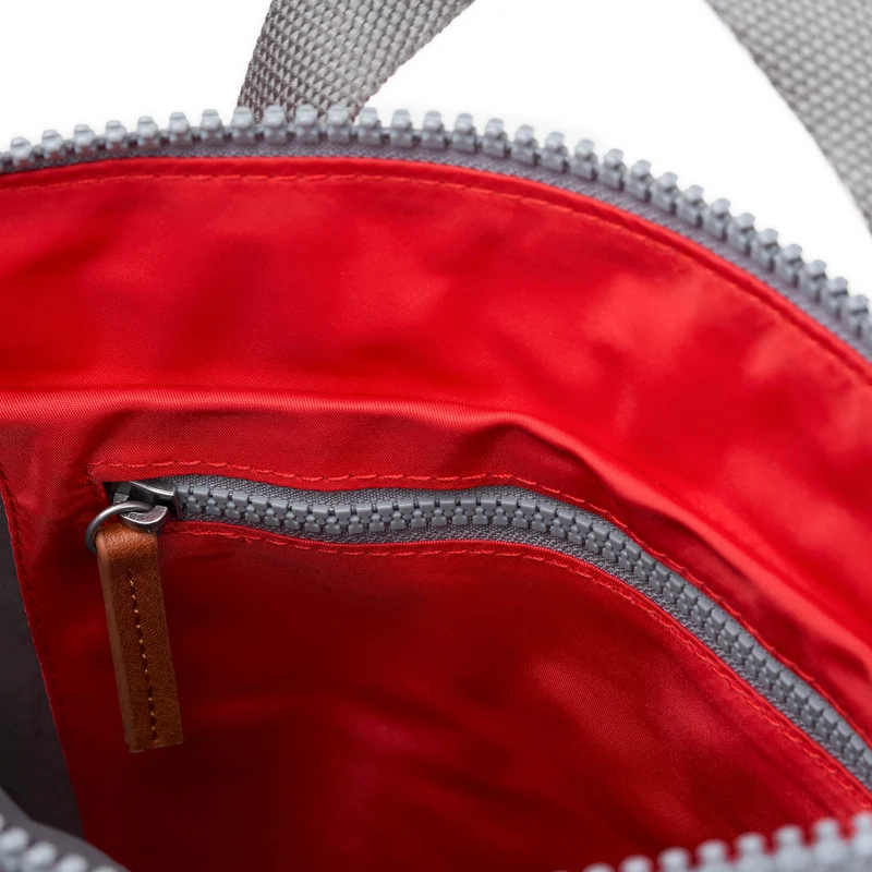 ROKA Bantry B Chiliöl, kleiner Beutel aus recyceltem Nylon