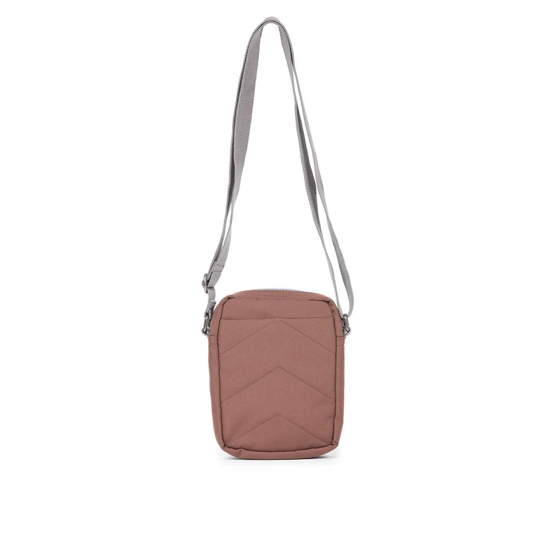 ROKA Bond Coco Tasche aus recyceltem Canvas