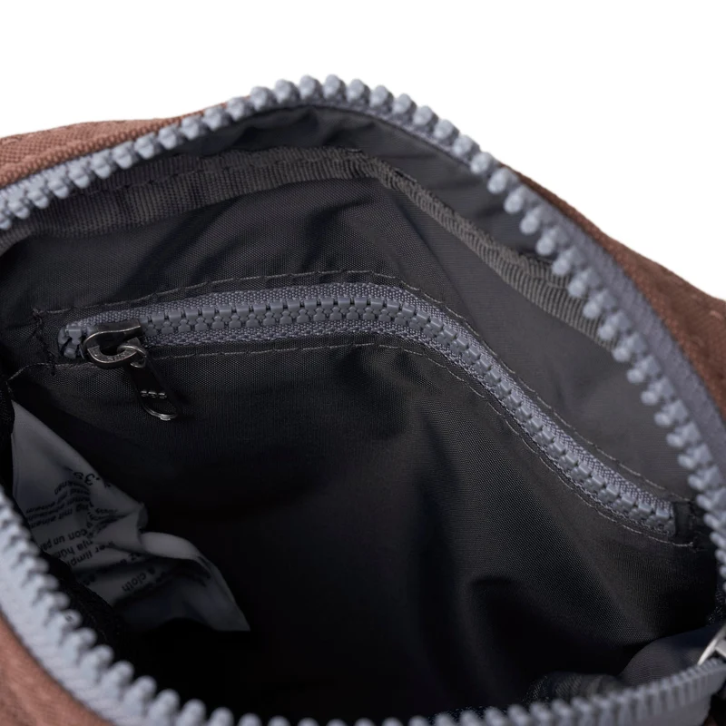 ROKA Bond Coco Tasche aus recyceltem Canvas