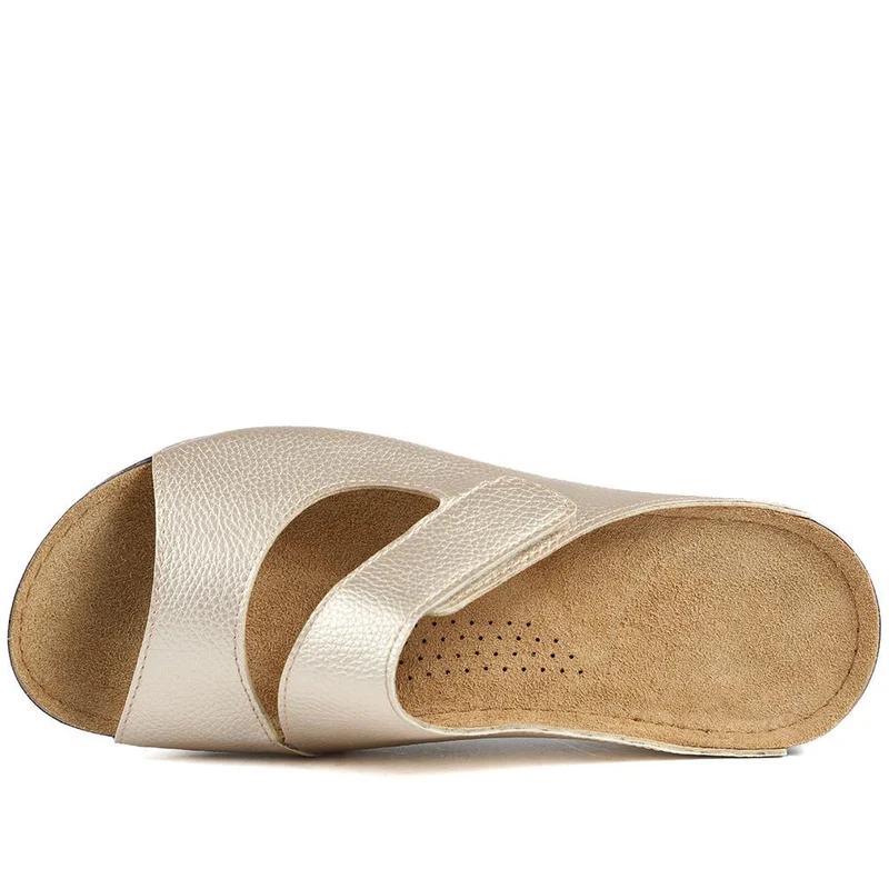 Adjustable Touch-Fasten Mules - SERAY41002 / 327 546 - Soft Gold