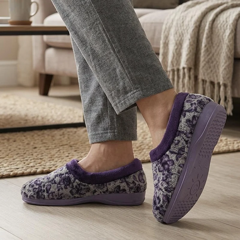 Warm Lined Faux Fur Slippers - ANAT44001 / 330 346 - Purple