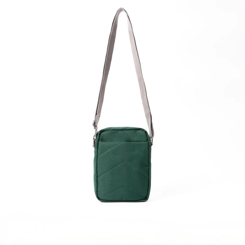 ROKA Bond Tasche aus recyceltem Canvas